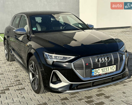 Чорний Ауді E-Tron, об'ємом двигуна 0 л та пробігом 95 тис. км за 36599 $, фото 16 на Automoto.ua