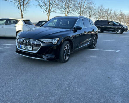 Черный Ауди E-Tron, объемом двигателя 0 л и пробегом 120 тыс. км за 32555 $, фото 15 на Automoto.ua