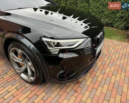 Чорний Ауді E-Tron, об'ємом двигуна 0 л та пробігом 58 тис. км за 42999 $, фото 9 на Automoto.ua