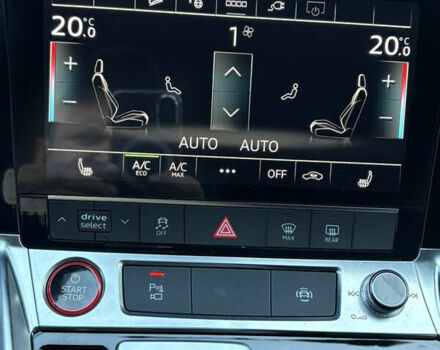 Чорний Ауді E-Tron, об'ємом двигуна 0 л та пробігом 95 тис. км за 36599 $, фото 57 на Automoto.ua