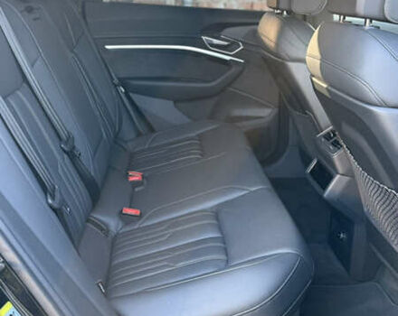 Черный Ауди E-Tron, объемом двигателя 0 л и пробегом 50 тыс. км за 44000 $, фото 23 на Automoto.ua