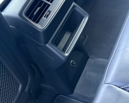 Чорний Ауді E-Tron, об'ємом двигуна 0 л та пробігом 95 тис. км за 36599 $, фото 64 на Automoto.ua