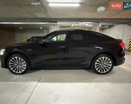Черный Ауди E-Tron, объемом двигателя 0 л и пробегом 71 тыс. км за 38470 $, фото 55 на Automoto.ua