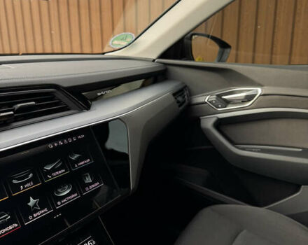 Черный Ауди E-Tron, объемом двигателя 0 л и пробегом 79 тыс. км за 26000 $, фото 27 на Automoto.ua