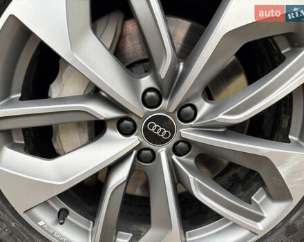 Чорний Ауді E-Tron, об'ємом двигуна 0 л та пробігом 126 тис. км за 27000 $, фото 19 на Automoto.ua