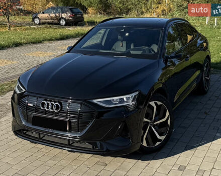 Черный Ауди E-Tron, объемом двигателя 0 л и пробегом 50 тыс. км за 44000 $, фото 61 на Automoto.ua