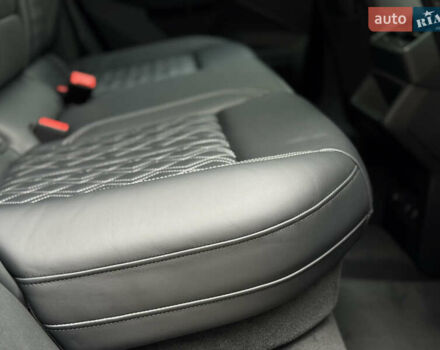 Черный Ауди E-Tron, объемом двигателя 0 л и пробегом 63 тыс. км за 44999 $, фото 28 на Automoto.ua