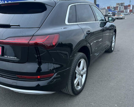 Черный Ауди E-Tron, объемом двигателя 0 л и пробегом 118 тыс. км за 28900 $, фото 9 на Automoto.ua