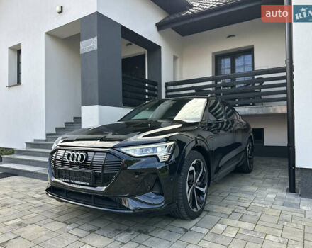 Черный Ауди E-Tron, объемом двигателя 0 л и пробегом 49 тыс. км за 44699 $, фото 14 на Automoto.ua
