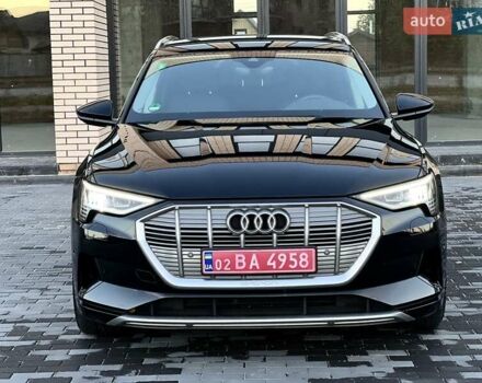 Чорний Ауді E-Tron, об'ємом двигуна 0 л та пробігом 130 тис. км за 27900 $, фото 1 на Automoto.ua