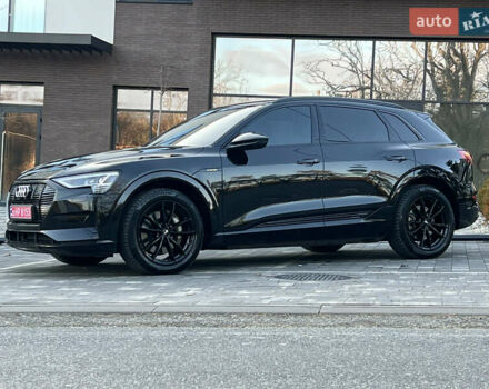 Чорний Ауді E-Tron, об'ємом двигуна 0 л та пробігом 187 тис. км за 23300 $, фото 19 на Automoto.ua