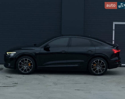 Чорний Ауді E-Tron, об'ємом двигуна 0 л та пробігом 84 тис. км за 36000 $, фото 17 на Automoto.ua