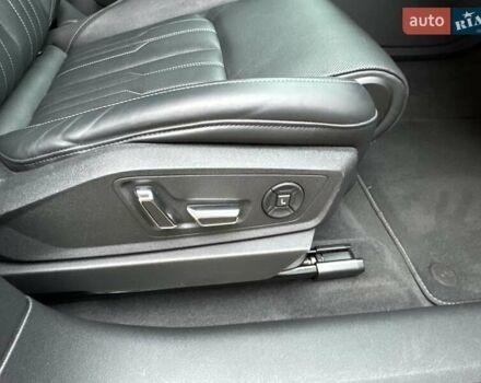 Чорний Ауді E-Tron, об'ємом двигуна 0 л та пробігом 58 тис. км за 42999 $, фото 70 на Automoto.ua