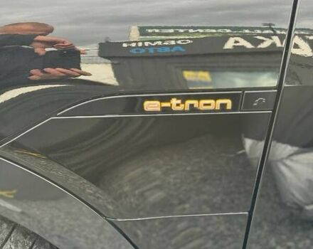 Черный Ауди E-Tron, объемом двигателя 0 л и пробегом 34 тыс. км за 28999 $, фото 8 на Automoto.ua