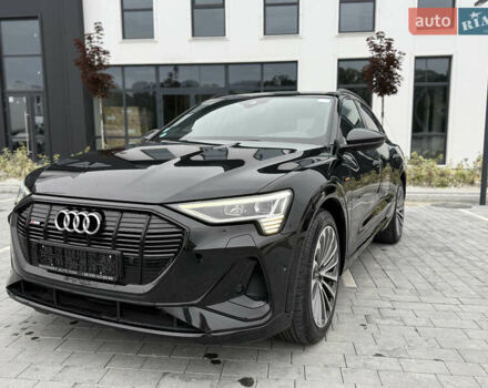 Черный Ауди E-Tron, объемом двигателя 0 л и пробегом 70 тыс. км за 38900 $, фото 4 на Automoto.ua