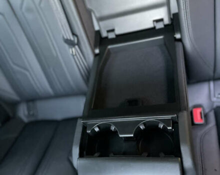 Чорний Ауді E-Tron, об'ємом двигуна 0 л та пробігом 35 тис. км за 40950 $, фото 44 на Automoto.ua