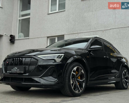 Черный Ауди E-Tron, объемом двигателя 0 л и пробегом 63 тыс. км за 44999 $, фото 1 на Automoto.ua