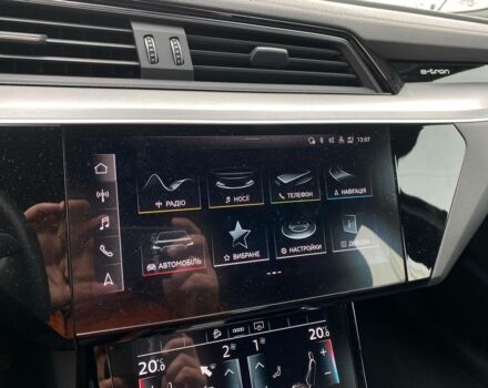 Чорний Ауді E-Tron, об'ємом двигуна 0 л та пробігом 81 тис. км за 36500 $, фото 16 на Automoto.ua