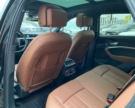 Чорний Ауді E-Tron, об'ємом двигуна 0 л та пробігом 38 тис. км за 33900 $, фото 22 на Automoto.ua