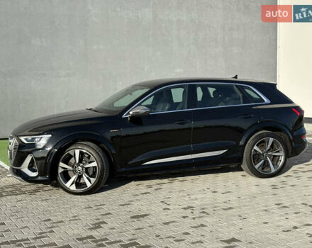 Чорний Ауді E-Tron, об'ємом двигуна 0 л та пробігом 95 тис. км за 36599 $, фото 9 на Automoto.ua