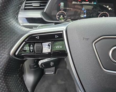 Черный Ауди E-Tron, объемом двигателя 0 л и пробегом 54 тыс. км за 43500 $, фото 98 на Automoto.ua