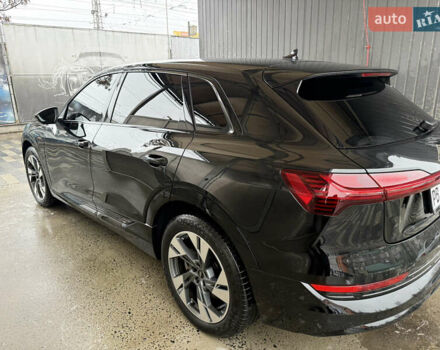 Черный Ауди E-Tron, объемом двигателя 0 л и пробегом 150 тыс. км за 27500 $, фото 6 на Automoto.ua