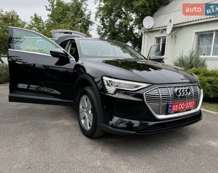 Чорний Ауді E-Tron, об'ємом двигуна 0 л та пробігом 190 тис. км за 23900 $, фото 38 на Automoto.ua