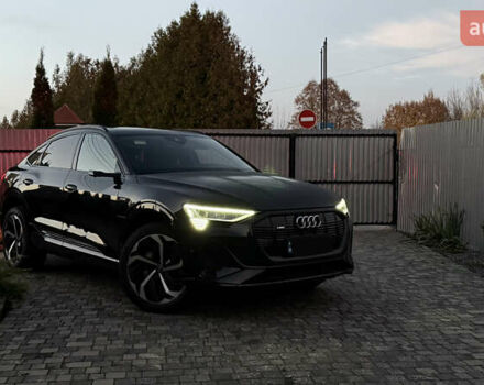 Черный Ауди E-Tron, объемом двигателя 0 л и пробегом 50 тыс. км за 44000 $, фото 53 на Automoto.ua
