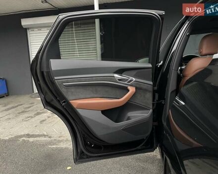 Черный Ауди E-Tron, объемом двигателя 0 л и пробегом 66 тыс. км за 41900 $, фото 41 на Automoto.ua