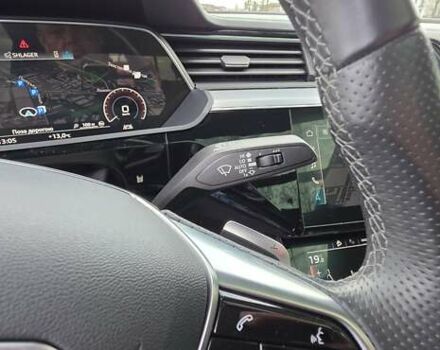 Черный Ауди E-Tron, объемом двигателя 0 л и пробегом 54 тыс. км за 43500 $, фото 101 на Automoto.ua