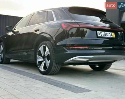 Черный Ауди E-Tron, объемом двигателя 0 л и пробегом 40 тыс. км за 26900 $, фото 19 на Automoto.ua