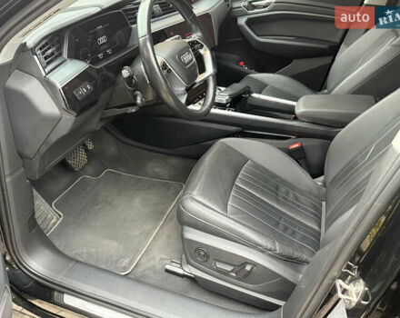 Черный Ауди E-Tron, объемом двигателя 0 л и пробегом 158 тыс. км за 26900 $, фото 35 на Automoto.ua