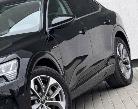 Чорний Ауді E-Tron, об'ємом двигуна 0 л та пробігом 148 тис. км за 31500 $, фото 11 на Automoto.ua