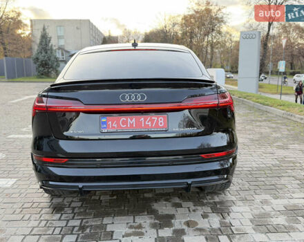 Черный Ауди E-Tron, объемом двигателя 0 л и пробегом 71 тыс. км за 38470 $, фото 25 на Automoto.ua