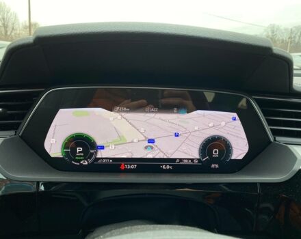 Чорний Ауді E-Tron, об'ємом двигуна 0 л та пробігом 81 тис. км за 36500 $, фото 14 на Automoto.ua