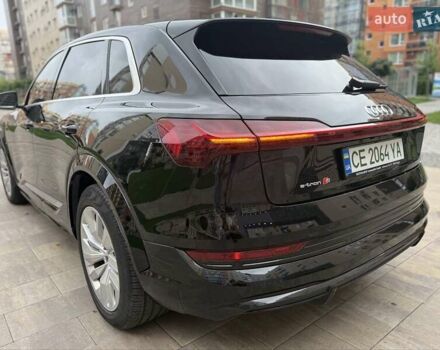 Чорний Ауді E-Tron, об'ємом двигуна 0 л та пробігом 30 тис. км за 45000 $, фото 9 на Automoto.ua
