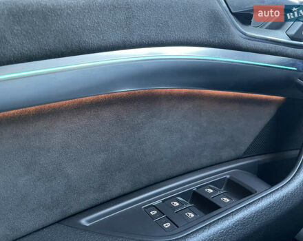 Чорний Ауді E-Tron, об'ємом двигуна 0 л та пробігом 35 тис. км за 40950 $, фото 37 на Automoto.ua