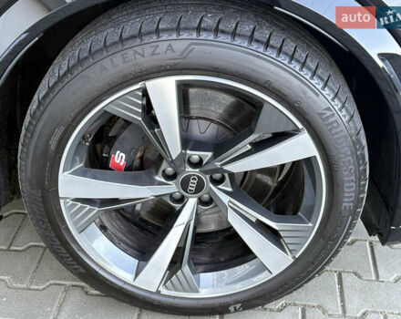 Чорний Ауді E-Tron, об'ємом двигуна 0 л та пробігом 95 тис. км за 36599 $, фото 108 на Automoto.ua