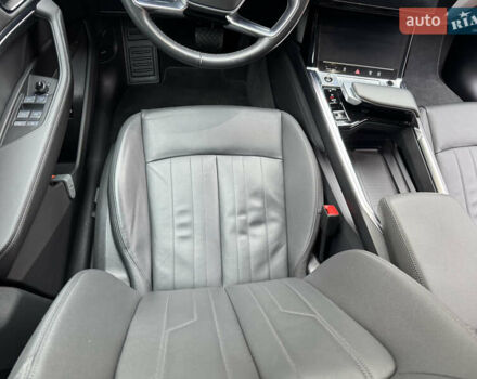 Чорний Ауді E-Tron, об'ємом двигуна 0 л та пробігом 190 тис. км за 24199 $, фото 32 на Automoto.ua