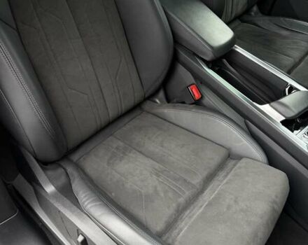 Чорний Ауді E-Tron, об'ємом двигуна 0 л та пробігом 148 тис. км за 31500 $, фото 40 на Automoto.ua