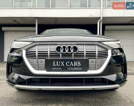 Черный Ауди E-Tron, объемом двигателя 0 л и пробегом 66 тыс. км за 41900 $, фото 3 на Automoto.ua