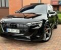 Чорний Ауді E-Tron, об'ємом двигуна 0 л та пробігом 58 тис. км за 42999 $, фото 3 на Automoto.ua