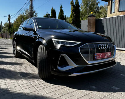 Черный Ауди E-Tron, объемом двигателя 0 л и пробегом 95 тыс. км за 39900 $, фото 3 на Automoto.ua