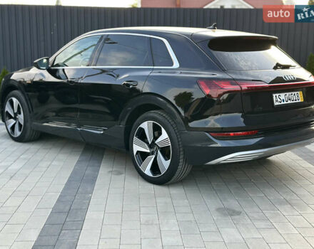 Черный Ауди E-Tron, объемом двигателя 0 л и пробегом 40 тыс. км за 26900 $, фото 16 на Automoto.ua