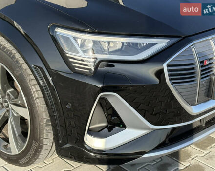Чорний Ауді E-Tron, об'ємом двигуна 0 л та пробігом 95 тис. км за 36599 $, фото 20 на Automoto.ua