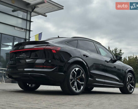 Черный Ауди E-Tron, объемом двигателя 0 л и пробегом 63 тыс. км за 44999 $, фото 2 на Automoto.ua