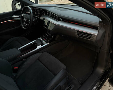 Чорний Ауді E-Tron, об'ємом двигуна 0 л та пробігом 58 тис. км за 41900 $, фото 42 на Automoto.ua