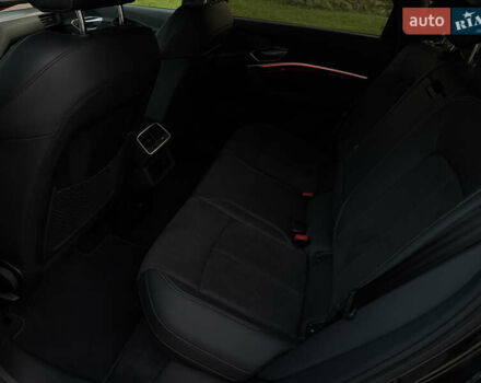 Чорний Ауді E-Tron, об'ємом двигуна 0 л та пробігом 58 тис. км за 41900 $, фото 55 на Automoto.ua