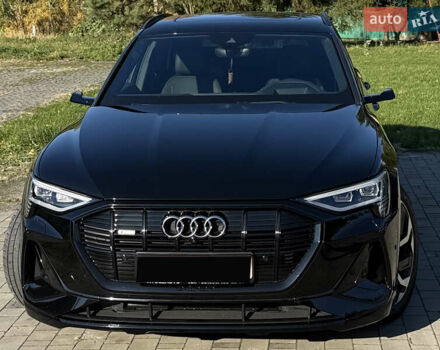 Черный Ауди E-Tron, объемом двигателя 0 л и пробегом 50 тыс. км за 44000 $, фото 60 на Automoto.ua