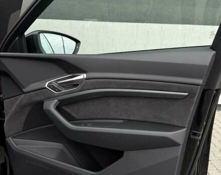 Чорний Ауді E-Tron, об'ємом двигуна 0 л та пробігом 148 тис. км за 31500 $, фото 42 на Automoto.ua